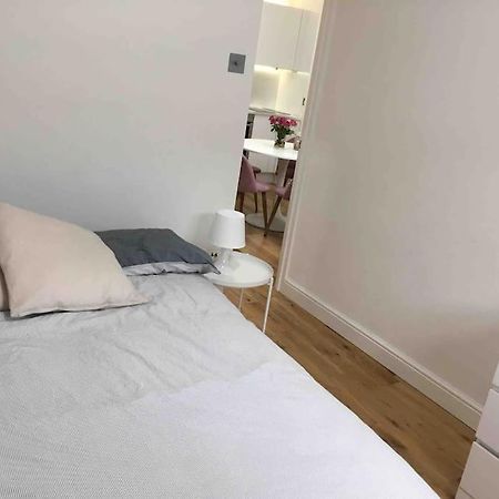 Newly Refurbished 2-Bedroom Flat In Notting Hill Λονδίνο Εξωτερικό φωτογραφία