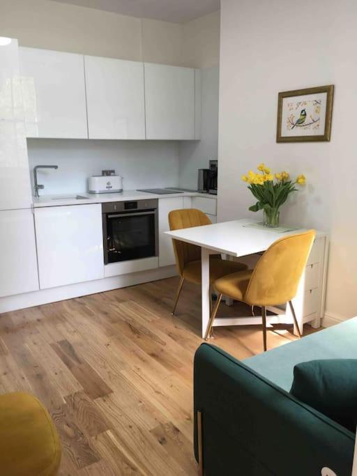 Newly Refurbished 2-Bedroom Flat In Notting Hill Λονδίνο Εξωτερικό φωτογραφία