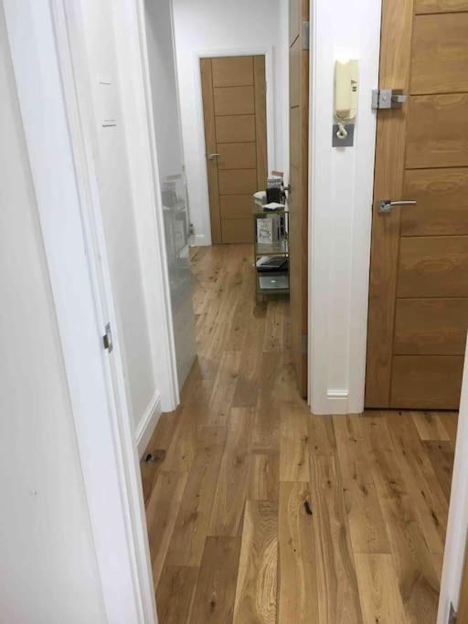 Newly Refurbished 2-Bedroom Flat In Notting Hill Λονδίνο Εξωτερικό φωτογραφία